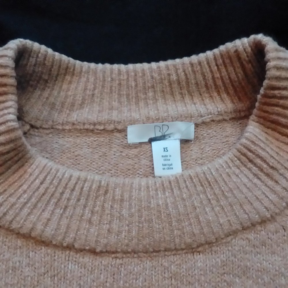 BP. Crewneck Raglan Pullover - Picture 5 of 7